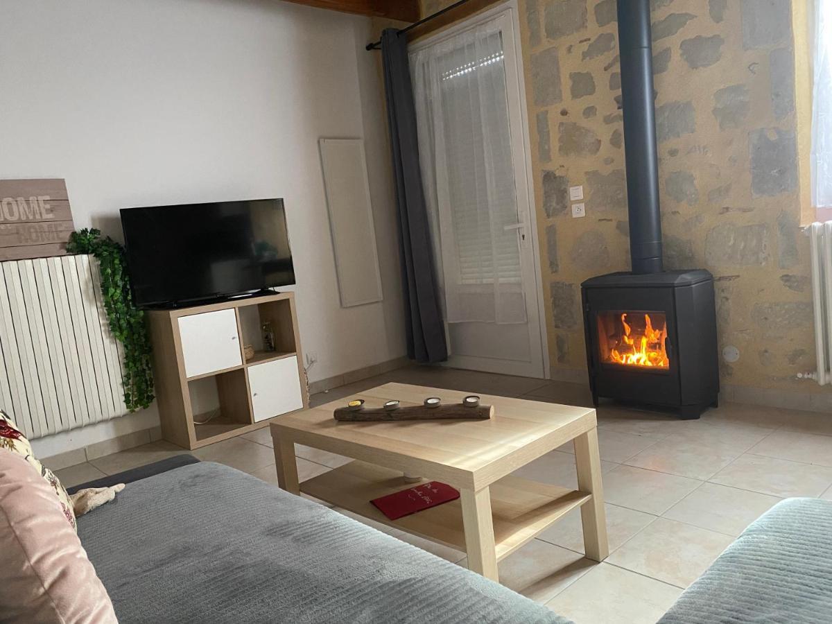 Gite Confort A Lamothe D Ales Lavergne  Kültér fotó